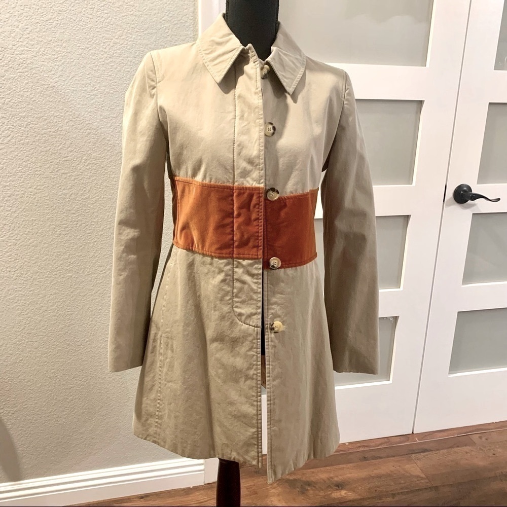 𝅺r.e.d. VALENTINO woman’s coat. Size 42